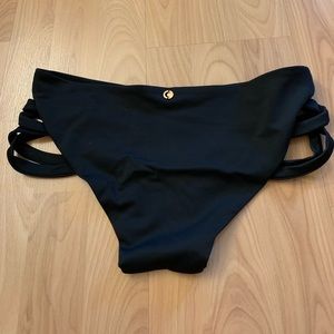 Low waist cross section swim or pole short by Luna